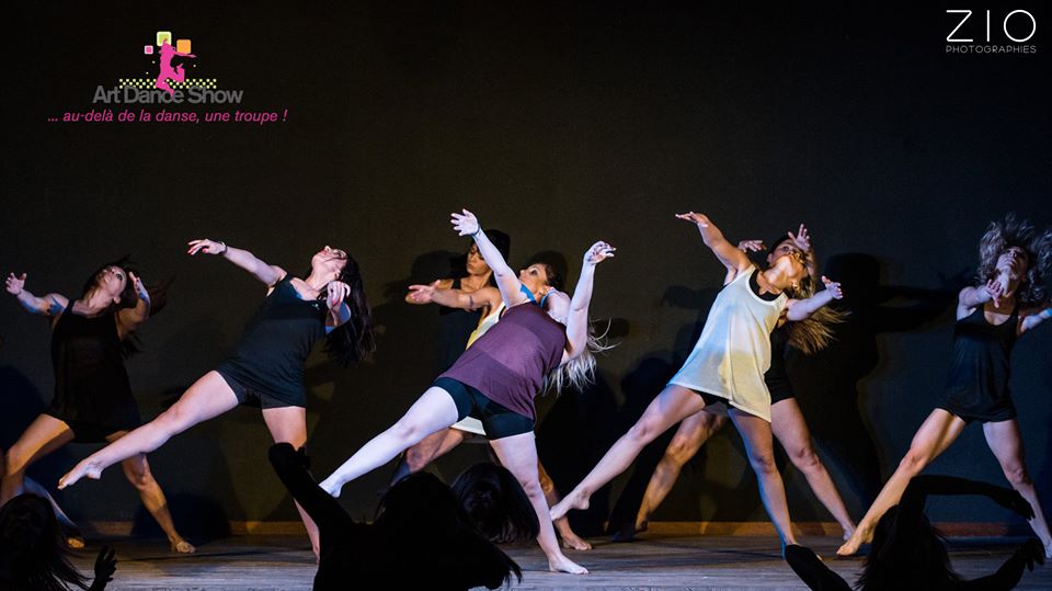 Spectacle de danse durant un mariage